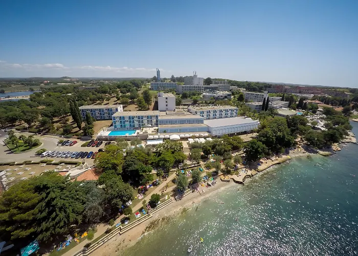 Romantic hotel: Hotel Plavi Plava Laguna